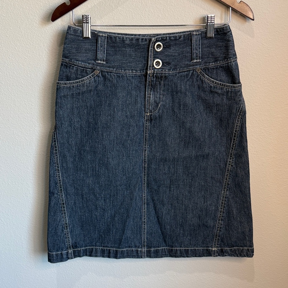 Eddie Bauer Med Wash Denim Jean Skirt 22" Size 2